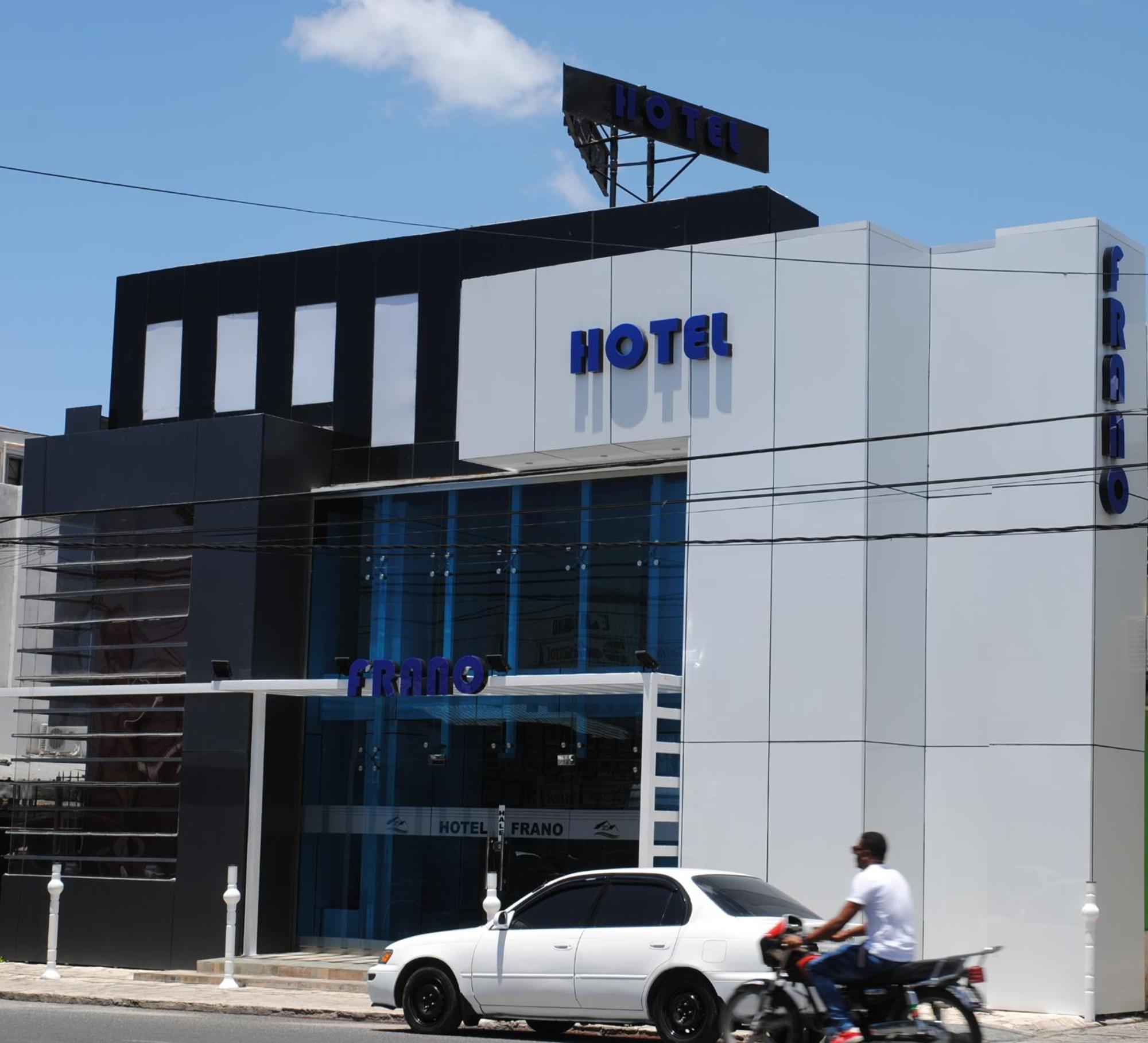 Hotel Frano Romana Center La Romana Exterior photo